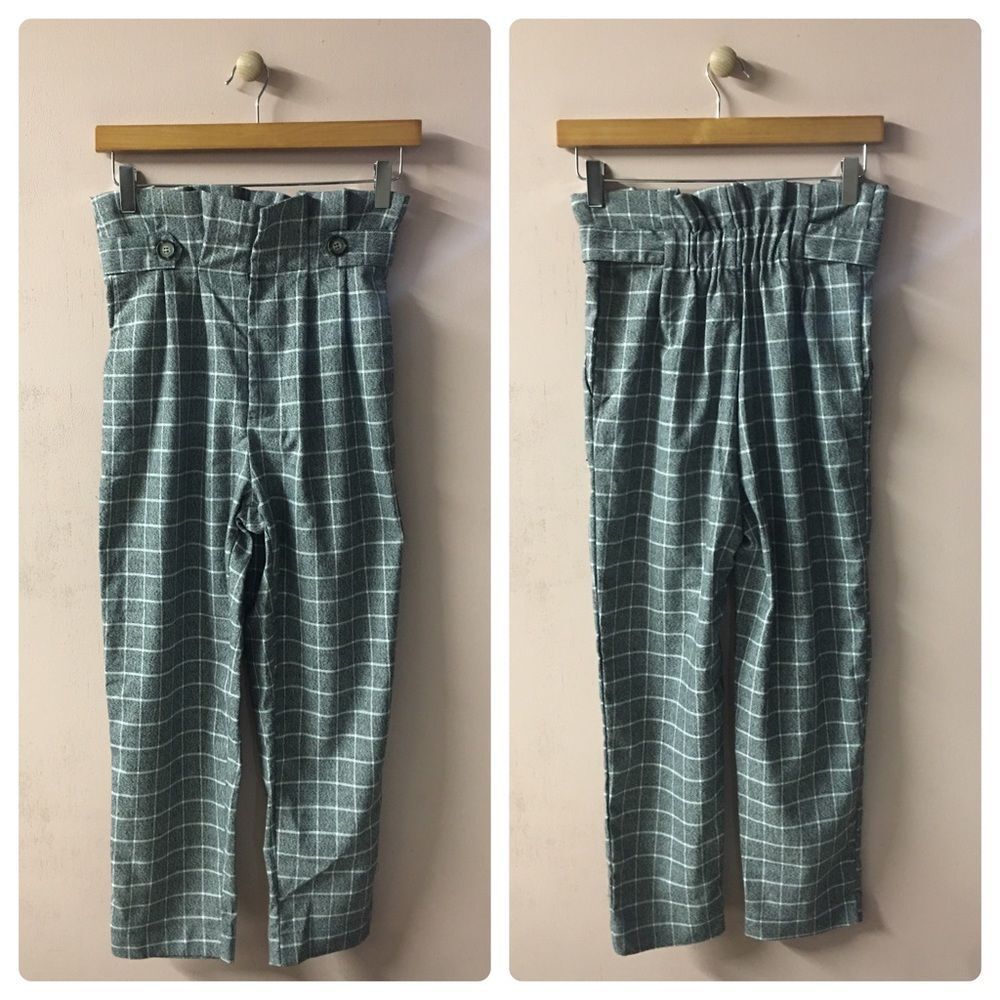 Charlotte Russe Gray Plaid Tapered Leg Trousers EUC Size XS